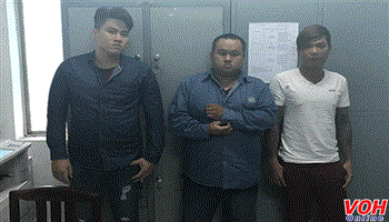 TPHCM: Bắt nhóm giang hồ đập phá quán kem ở quận 1