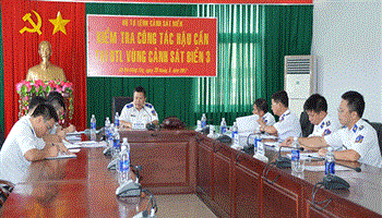 Đoàn công tác BTL Cảnh sát biển làm việc với BTL Vùng Cảnh sát biển 3