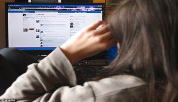 Đăng hình ảnh cá nhân, bảng điểm của con lên mạng xã hội có thể bị xử phạt
