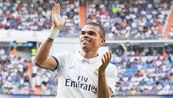 Pepe chia tay Real Madrid sau chức vô địch Champions League