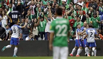 Vòng loại World Cup 2018: Mỹ cầm hòa Mexico 1-1