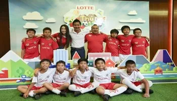 Cựu danh thủ Nguyễn Hồng Sơn đồng hành cùng “Cầu thủ nhí 2017”