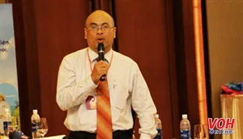 Con nằm viện lâu, mẹ tăng nguy cơ trầm cảm