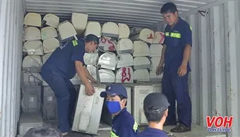 Phát hiện hàng trăm thiết bị điện tử, điện lạnh đã qua sử dụng qua cảng Cát Lái