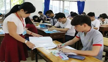 Ngày thi thứ 2, thêm 12 thí sinh bị đình chỉ thi