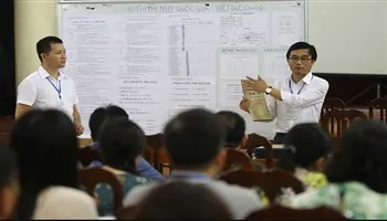 Thí sinh lo lắng với bài thi tổ hợp
