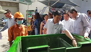 Quận 1 sẽ thực hiện phân loại rác tại nguồn trên toàn địa bàn