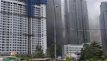Cháy khu vực gần Vinhome Central Park