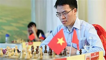 Lê Quang Liêm cầm hòa cựu VĐTG Ponomariov Ruslan