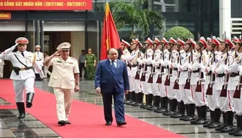 Cảnh sát nhân dân cần lắng nghe tiếng nói của nhân dân để tiếp tục hoàn thiện
