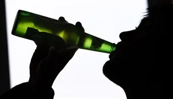 Anh cảnh báo số người chết vì rượu tăng cao