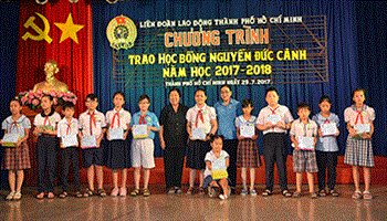 Trao 167 suất học bổng Nguyễn Đức Cảnh năm học 2017-2018