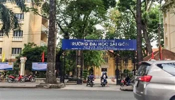 Điểm chuẩn trúng tuyển Đại học Sài Gòn và Đại học Kinh tế - Tài chính TPHCM