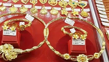 Giá vàng hôm nay 1/8: Đầu tháng giảm nhẹ