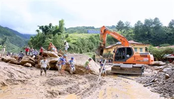 Thủ tướng ra công điện chỉ đạo tập trung khắc phục hậu quả mưa lũ