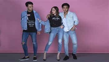 Angela Phương Trinh “bắt cá hai tay” trong Glee Việt Nam