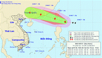 Bão Hato mạnh cấp 10 tiến vào Biển Đông
