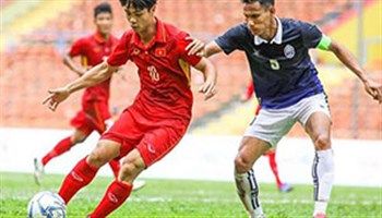 Việt Nam thắng sát nút Campuchia 2-1
