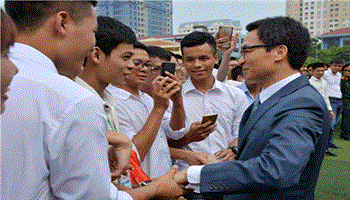Phó Thủ tướng Vũ Đức Đam dự lễ khai giảng Học viện Kỹ thuật Quân sự
