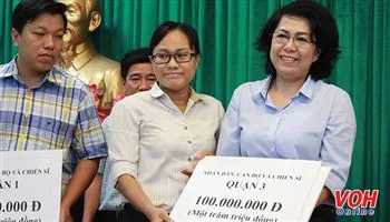 TPHCM hỗ trợ đồng bào miền Trung bị thiệt hại do bão 7 tỷ đồng