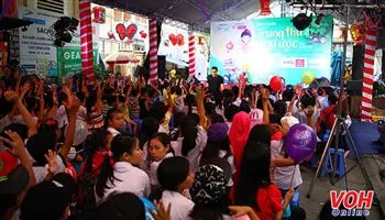 Trung thu mơ ước trong không gian đầy ắp sách và kiến thức