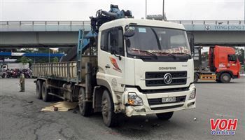 Xe tải cẩu tông tử vong người đàn ông đi xe máy tại ngã tư “tử thần”