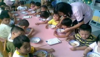 Trẻ mầm non 3-5 tuổi được hỗ trợ ăn trưa 120.000 đồng/tháng