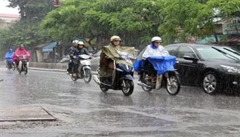 Cả nước có mưa dông diện rộng từ 3-5/10