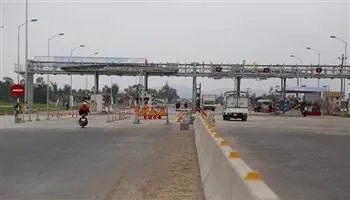 Đẩy nhanh áp dụng thu phí điện tử tự động không dừng