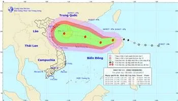 Bão số 11 giật cấp 10 đã vào Biển Đông