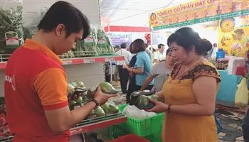 Khai mạc tuần lễ nông sản an toàn và thực phẩm hữu cơ 2017 ở TPHCM
