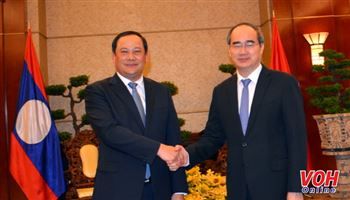 Bí thư Thành ủy TPHCM tiếp Phó Thủ tướng Lào  