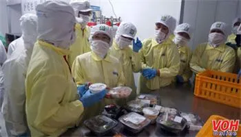Phó Bí thư Thành ủy Võ Thị Dung thăm công ty cổ phần Sài Gòn Food