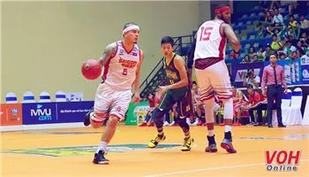 Giải bóng rổ chuyên nghiệp Việt Nam VBA 2017: Saigon Heat vươn lên nhì bảng, đoạt vé vào bán kết