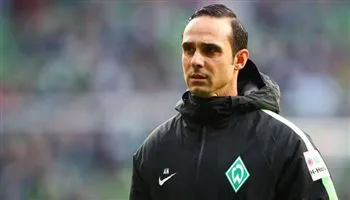 Werder Bremen chưa biết thắng, HLV Alexander Nouri mất việc