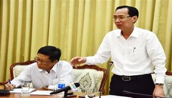 TPHCM họp khẩn ứng phó bão số 12 trên biển Đông