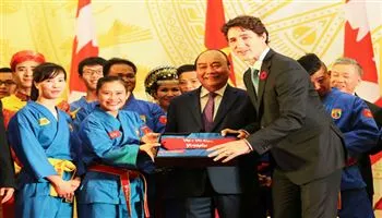 Thủ tướng Canada Justin Trudeau ấn tượng với môn võ Việt vovinam