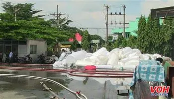 Hỏa hoạn công ty trong KCN Tân Thới Hiệp, hàng trăm công nhân tháo chạy