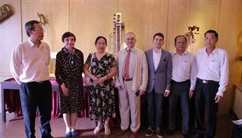 Đoàn bác sĩ Nga đến thăm Đài Tiếng nói nhân dân TPHCM