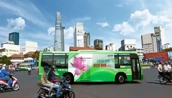 Thu được 160 tỷ đồng từ đấu giá quảng cáo trên thân xe buýt