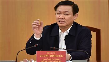 Lương, phụ cấp, trợ cấp chiếm 50% chi ngân sách thường xuyên