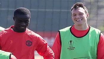 Vòng 13 ngoại hạng Anh, MU - Brighton: Jones và Bailly làm khán giả, Pogba, Ibra ra sân