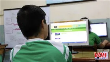 Luyện trắc nghiệm môn Toán qua website