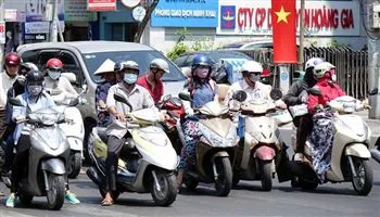 Thời tiết TPHCM 26/11: Ngày nắng, chiều và đêm có mưa rào