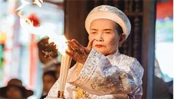 Ra mắt  sách “Tín ngưỡng thờ Mẫu Tứ phủ - Chốn thiêng nơi cõi thực”