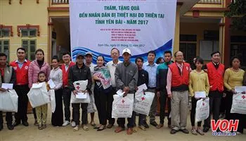 Gần 600 triệu cứu trợ đồng bào bị bão lũ