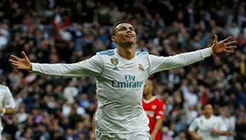 Kết quả bóng đá khuya 9/12: Ronaldo mừng danh hiệu Quả bóng vàng thứ 5 bằng cú đúp bàn thắng