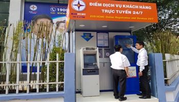 TPHCM: Ngành điện mở phòng giao dịch trực tuyến 24/7