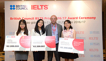 Hội Đồng Anh nhận hồ sơ giải thưởng IELTS Đông Á với tổng giá trị 1,6 tỷ đồng