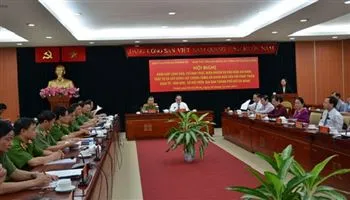 Xây dựng lực lượng Công an nhân dân gắn với phát triển kinh tế  - xã hội của TPHCM